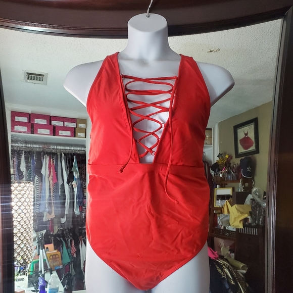 Lace Up Swimming Suit - Picture 2 of 2